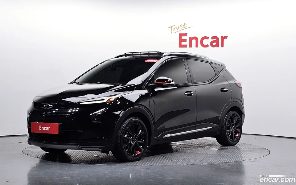 Chevrolet Bolt EUV 2023 — фото 1, купить с доставкой в Москву