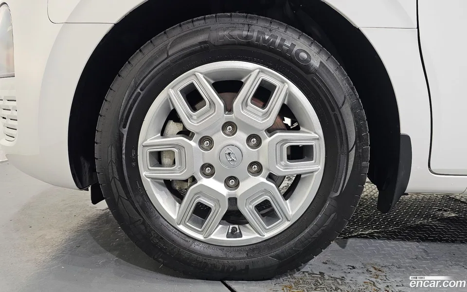 Hyundai Staria L3.5 / 2022 — thumbnail 2