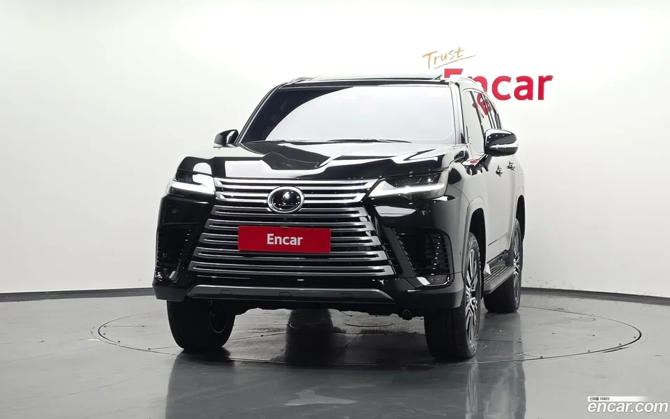 Lexus LX 700h 2026 — thumbnail 3