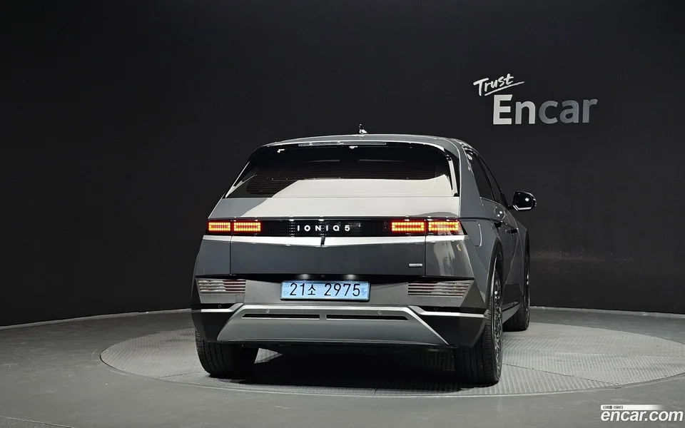 Hyundai Ioniq 5 AWD 2023 — thumbnail 4