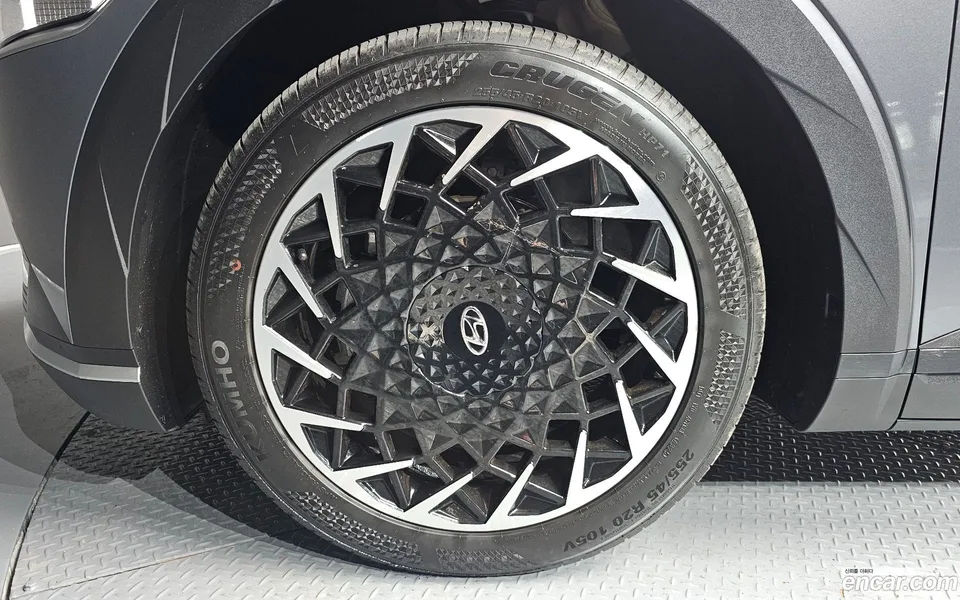Hyundai Ioniq 5 AWD 2023 — thumbnail 5
