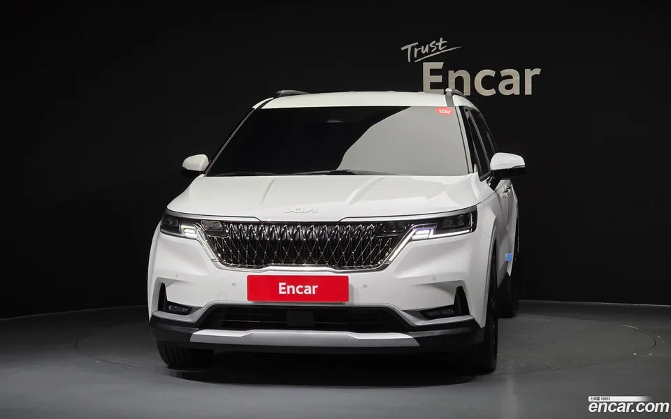 Kia Carnival 9 2022 — thumbnail 3