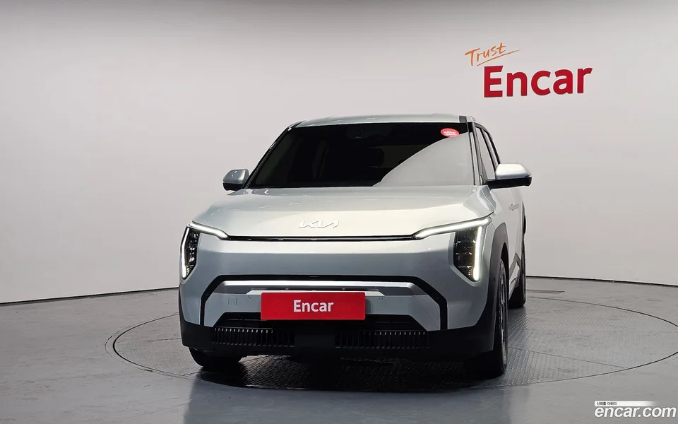 Kia EV3 2WD 2025 — thumbnail 3