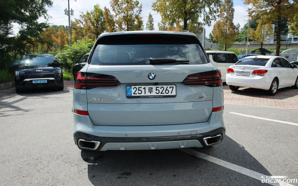 BMW X5 xDrive 40i M 2025 — миниатюра 4