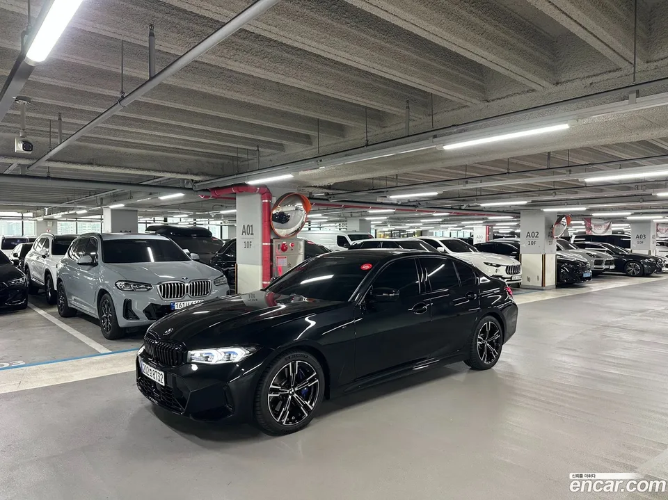 BMW 3 Series 320i M 2026 — фото 1, купить с доставкой в Москву