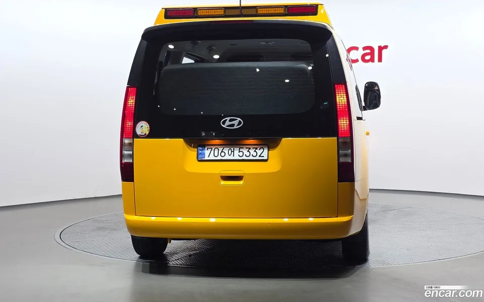 Hyundai Staria L3.5 2024 — thumbnail 4