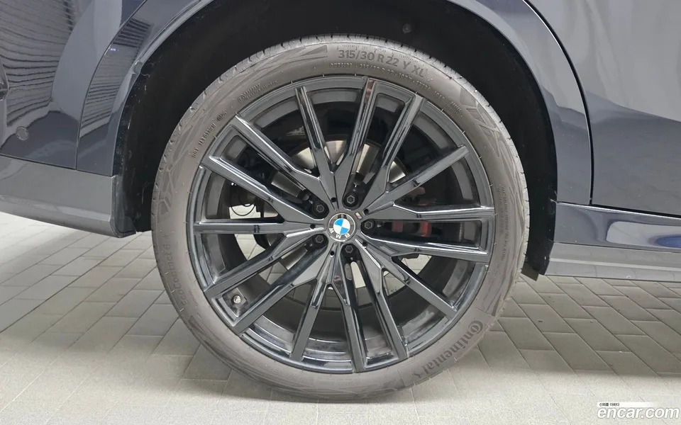 BMW X6 xDrive40d M 2025 — thumbnail 2