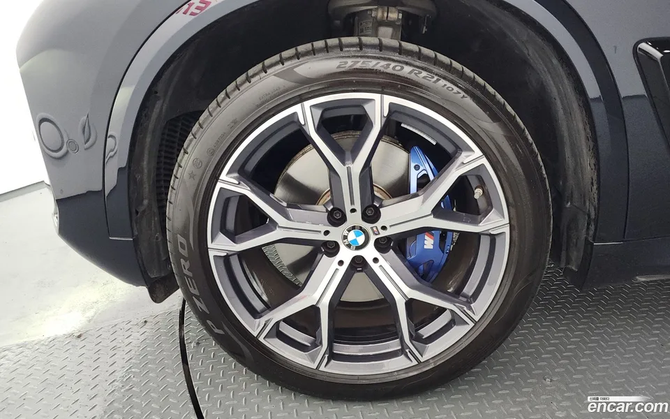 BMW X5 xDrive 40i M 2024 — thumbnail 2