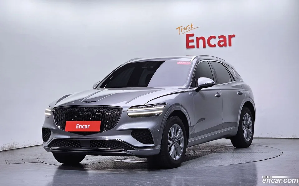 Genesis GV70 2.5T AWD 2024 — photo 1, buy with delivery to Moscow