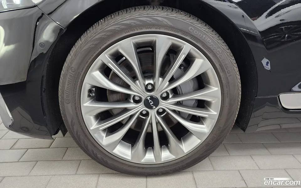 Kia K9 3.8 GDI AWD 2022 — thumbnail 2