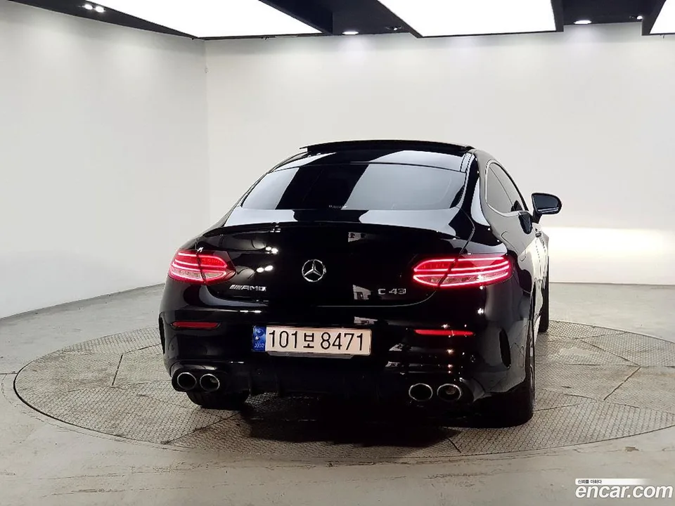Mercedes-Benz C-Class C43 AMG 4MATIC 2022 — thumbnail 4