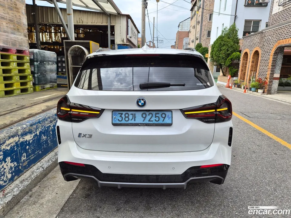 BMW iX3 M 2024 — photo 1, buy with delivery to Moscow