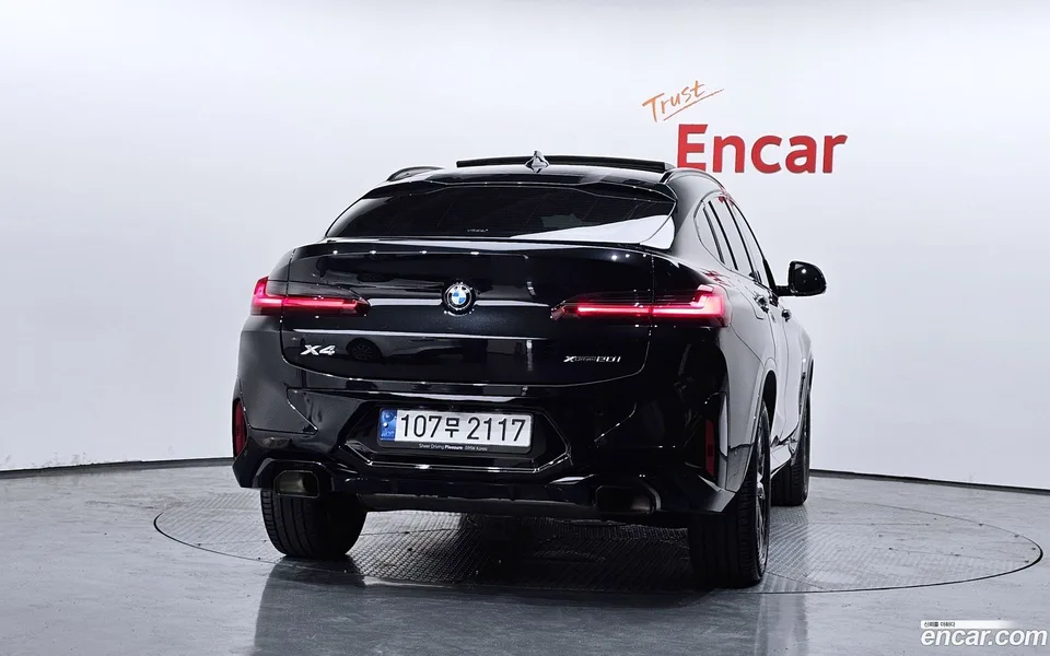BMW X4 xDrive20i M 2024 — thumbnail 4