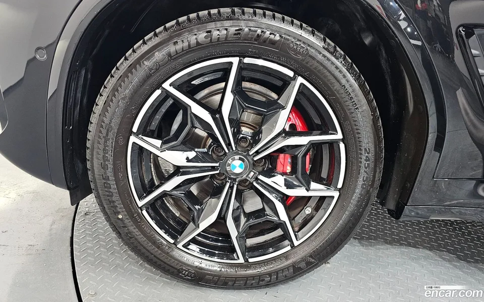 BMW X4 xDrive20i M 2024 — thumbnail 5