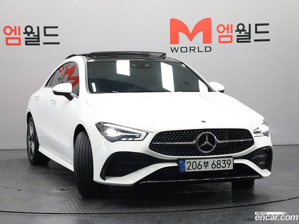 Mercedes-Benz CLA-Class CLA250 4MATIC 2024 — thumbnail 3