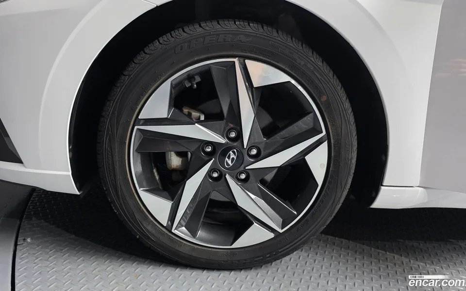 Hyundai Avante 1.6 2023 — thumbnail 5