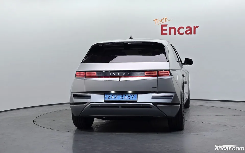 Hyundai Ioniq 5 AWD 2024 — thumbnail 4