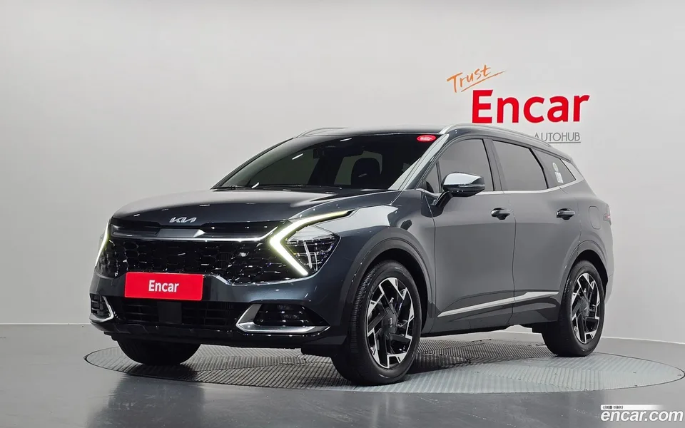 Kia Sportage 1.6 2WD 2022 — photo 1, buy with delivery to Moscow