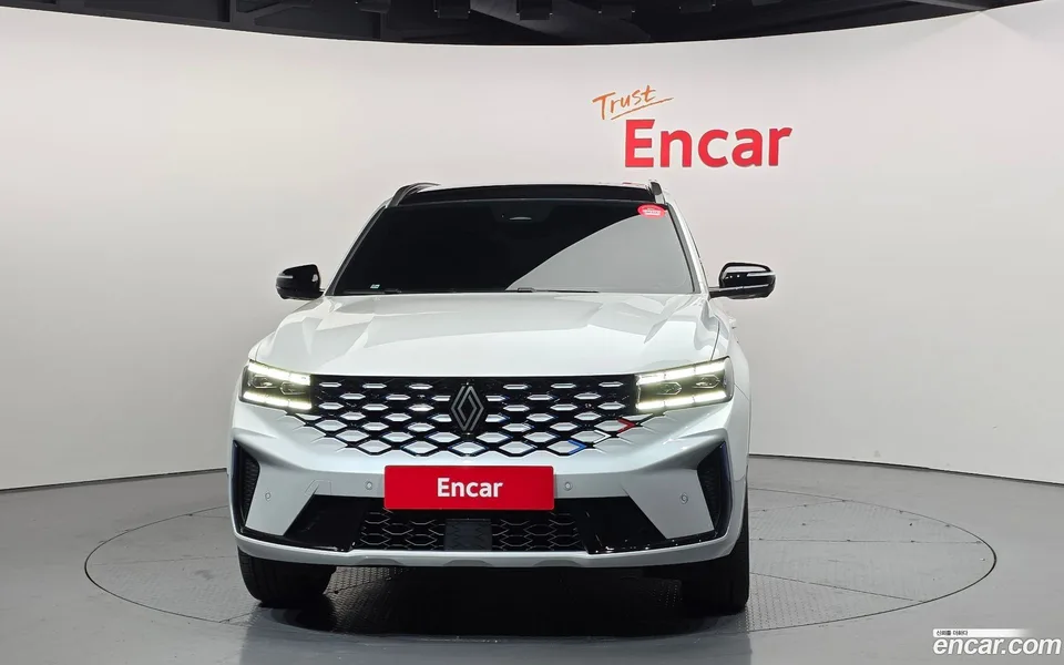 Renault Samsung Grand Koleos 1.5 E-TECH 2WD 2025 — миниатюра 3