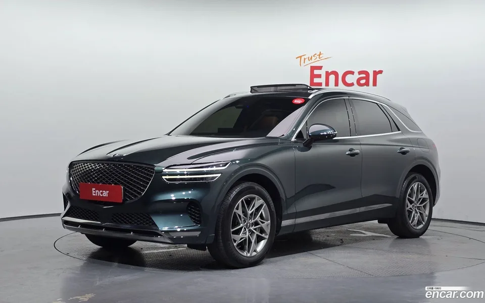 Genesis GV70 2.5T 2WD 2023 — photo 1, buy with delivery to Moscow