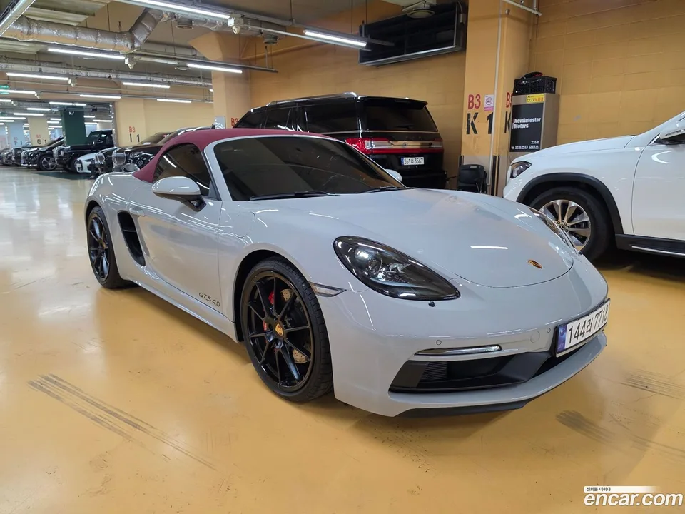 Porsche 718 Boxster 4.0 GTS 2023 — photo 1, buy with delivery to Moscow