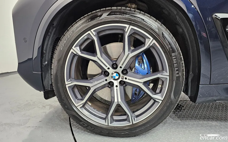 BMW X5 xDrive 40i M 2024 — thumbnail 2