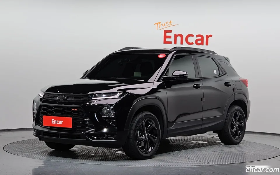 Chevrolet Trailblazer 1.3 4WD 2022 — photo 1, buy with delivery to Moscow