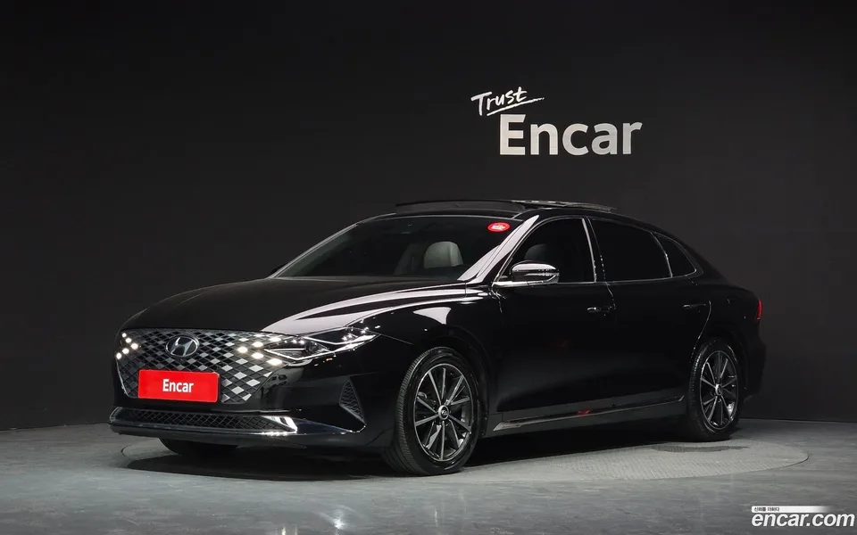 Hyundai Grandeur IG 2.5 2022 — photo 1, buy with delivery to Moscow