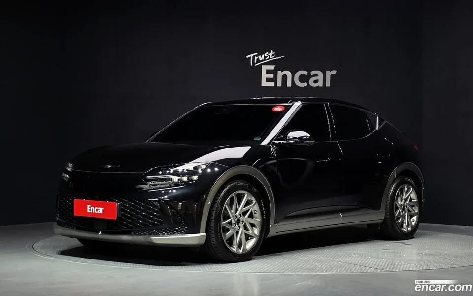 Genesis GV60 AWD 2022 — photo 1, buy with delivery to Moscow