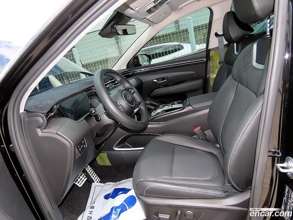 Hyundai Tucson Hybrid 2WD 2023 — thumbnail 2