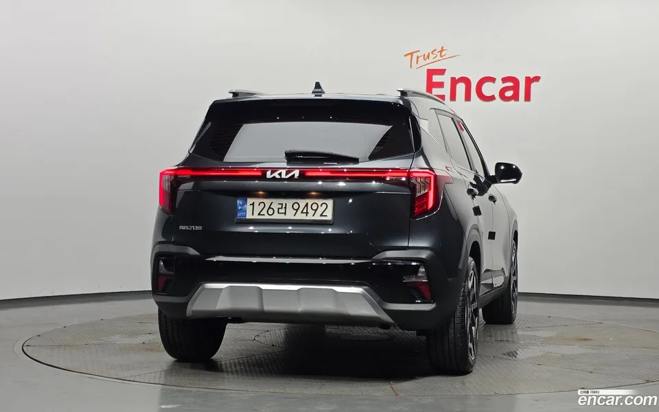 Kia Seltos 1.6 2WD 2023 — thumbnail 4