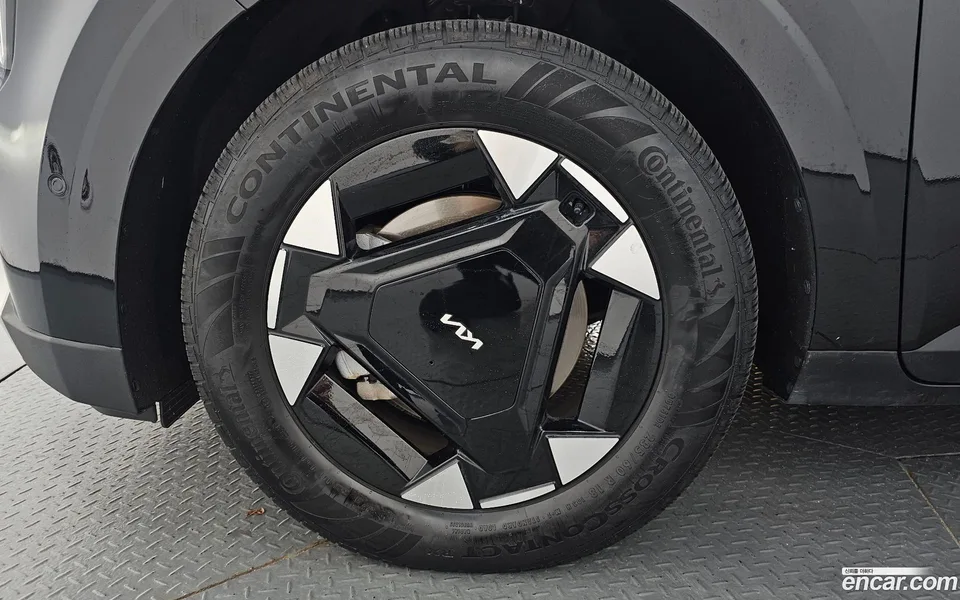 Kia Carnival HEV 9 2024 — thumbnail 2