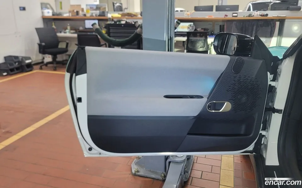 MINI Cooper Electric SE 2024 — thumbnail 4