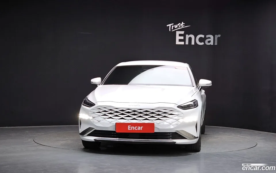 Kia K8 Hybrid 2022 — thumbnail 3