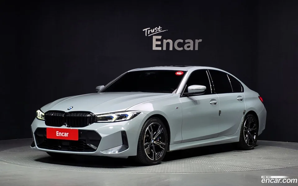 BMW 3 Series 320i M 2023 — photo 1, buy with delivery to Moscow