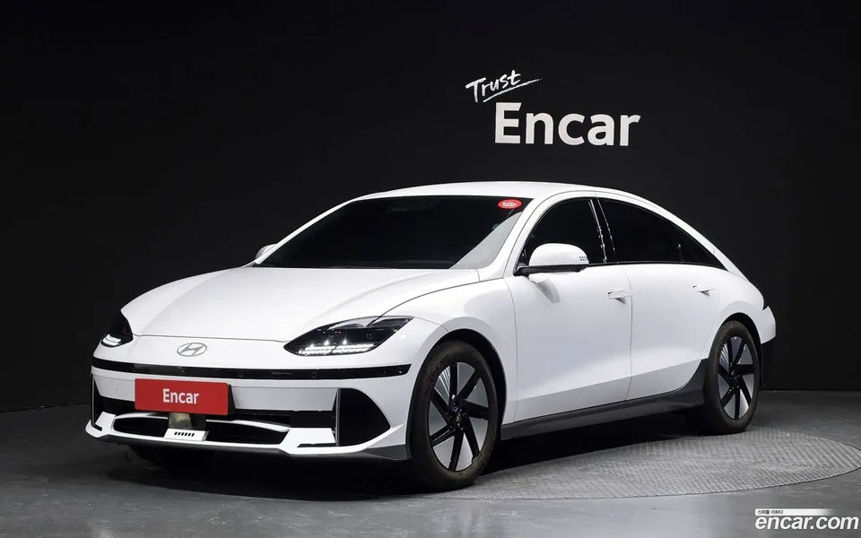 Hyundai Ioniq 6 2023 — photo 1, buy with delivery to Moscow