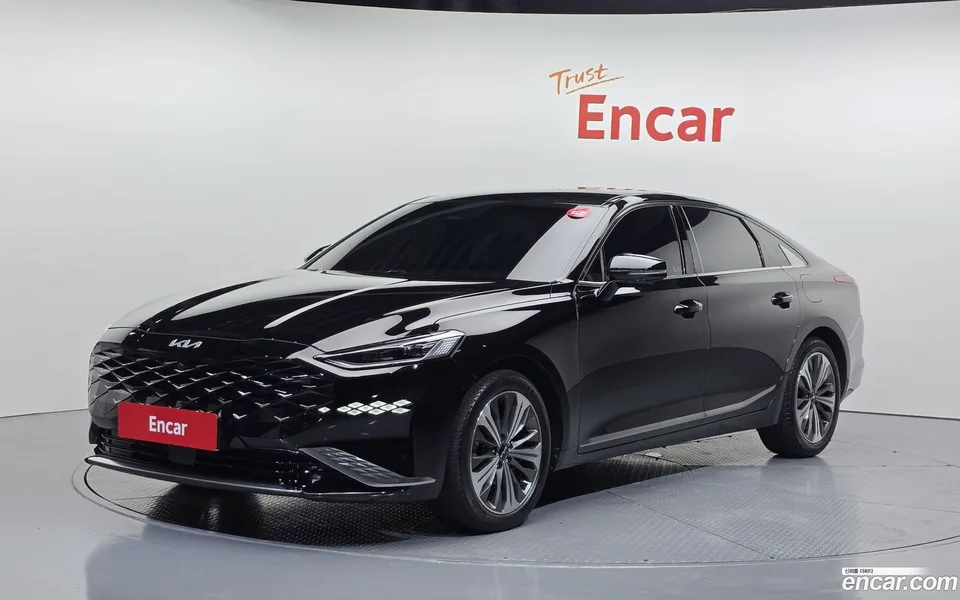 Kia K8 Hybrid 2023 — photo 1, buy with delivery to Moscow