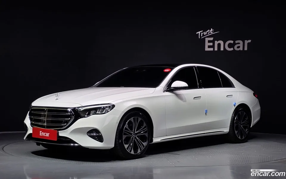 Mercedes-Benz E-Class E220d 4MATIC 2026 — фото 1, купить с доставкой в Москву