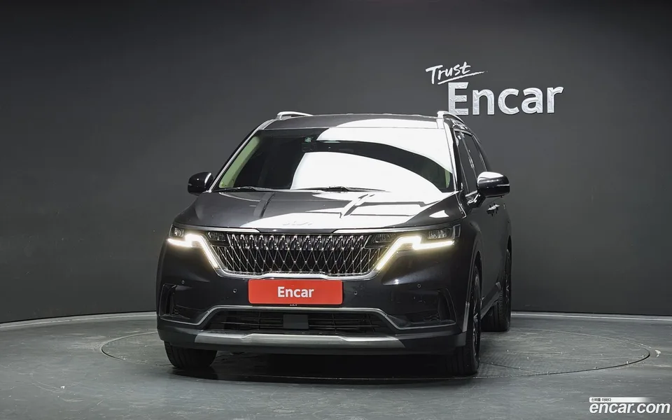 Kia Carnival 9 2022 — thumbnail 3