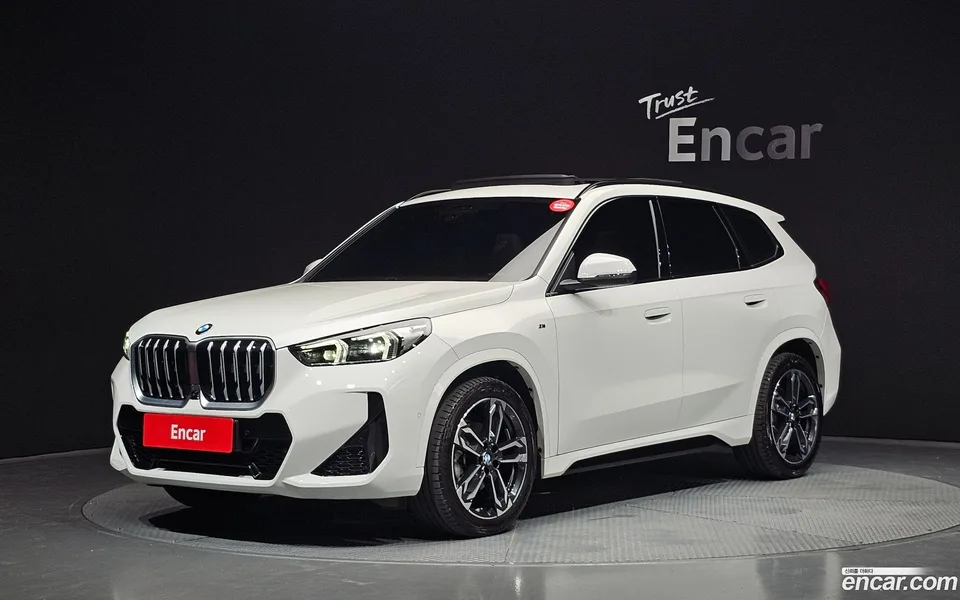 BMW X1 xDrive 20i M 2025 — фото 1, купить с доставкой в Москву