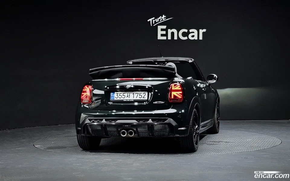 MINI Cooper S Convertible JCW 2024 — thumbnail 4