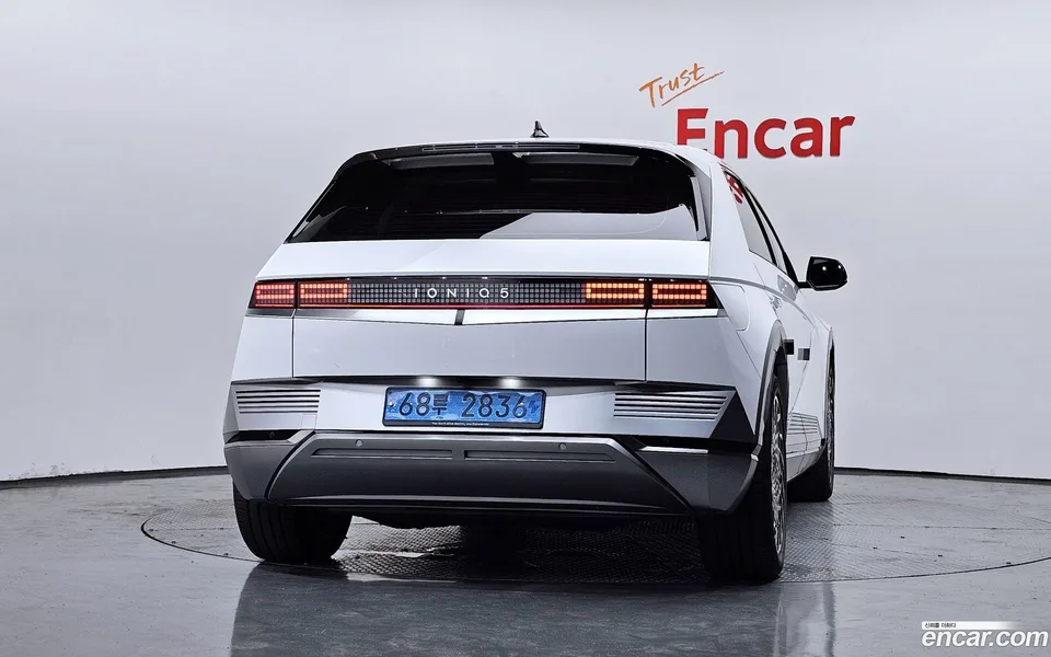 Hyundai Ioniq 5 2022 — thumbnail 4