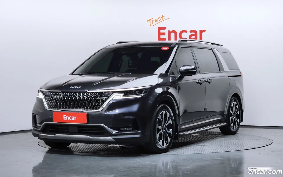 Kia Carnival 9 2022 — photo 1, buy with delivery to Moscow