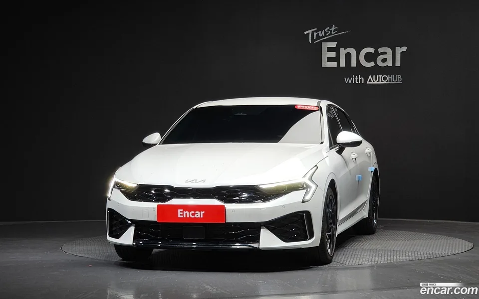 Kia K5 2.0 2025 — thumbnail 3