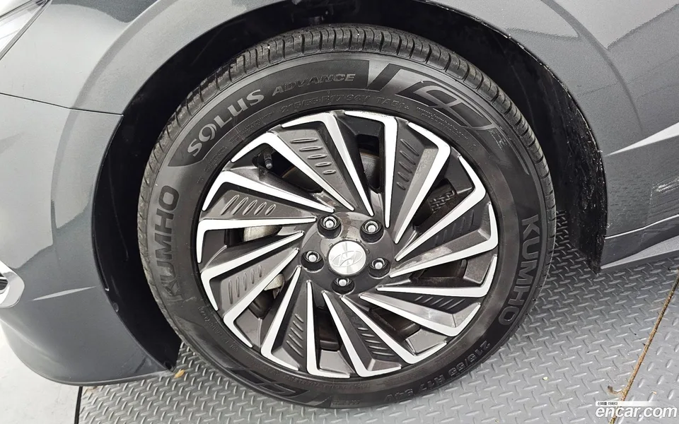 Hyundai Sonata Hybrid 2023 — thumbnail 2