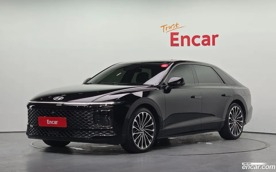 Hyundai Grandeur 2.5 2WD 2023 — photo 1, buy with delivery to Moscow
