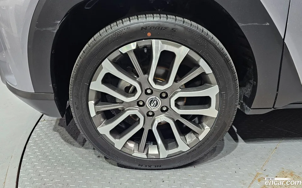 KG Mobility Torres 1.5 2WD 2022 — thumbnail 2