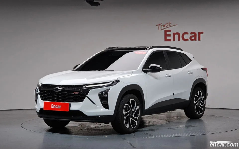 Chevrolet Trax Crossover 1.2 RS 2025 — photo 1, buy with delivery to Moscow