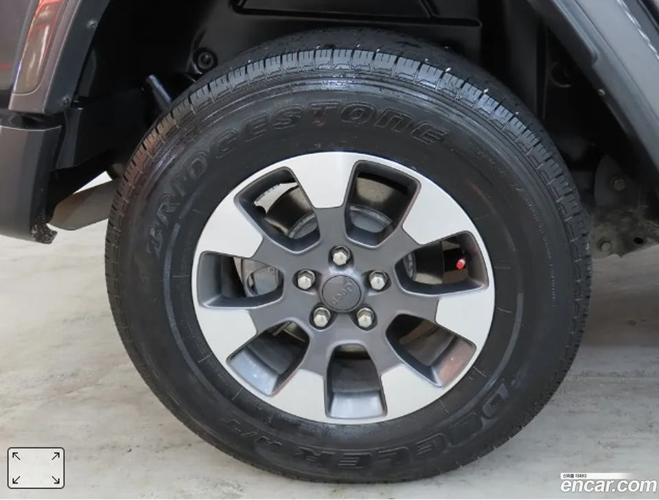 Jeep Wrangler 2.0 4 2022 — thumbnail 5