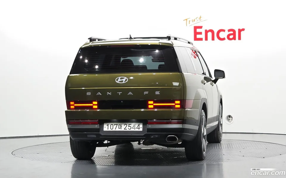 Hyundai SantaFe 2.5T 2WD 2023 — thumbnail 4